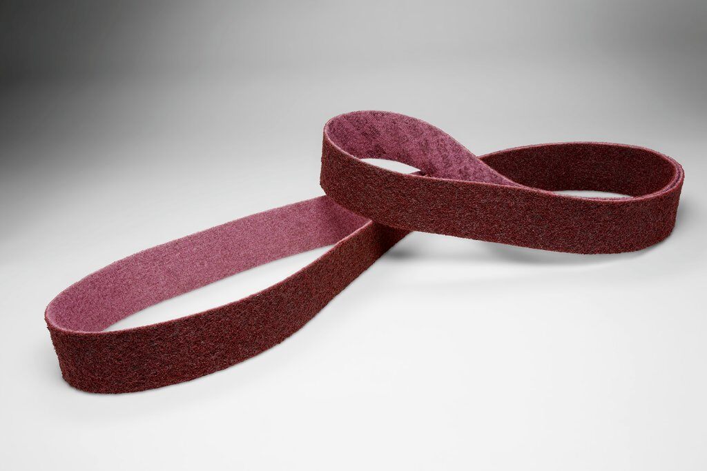 3M™ 00568 SC-BS Backstand Narrow Scrim Surface Conditioning Non-Woven Abrasive Belt, 3 in W x 132 in L, Medium Grade, Aluminum Oxide Abrasive, Maroon